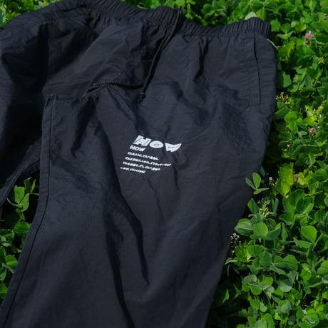 [HOW]シャカシャカナイロンパンツ