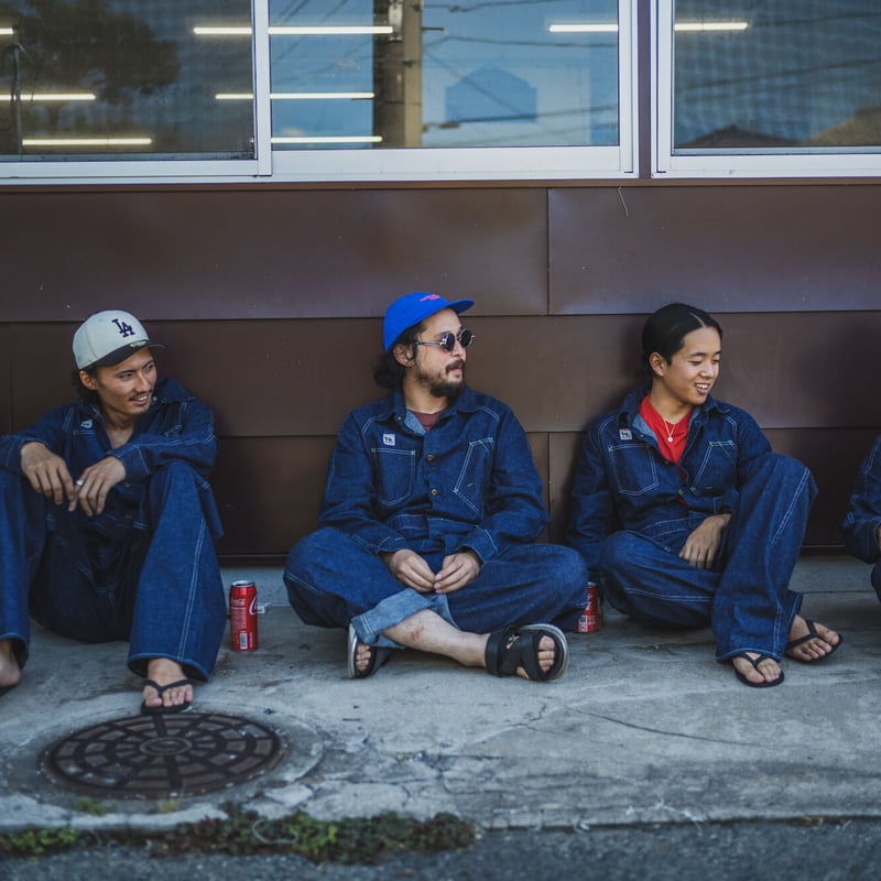 Black Cat Crew Suit | TCB jeans