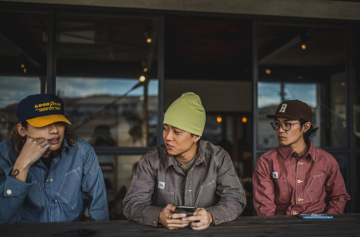 BLACK CAT JACKET Pin Check | TCB jeans