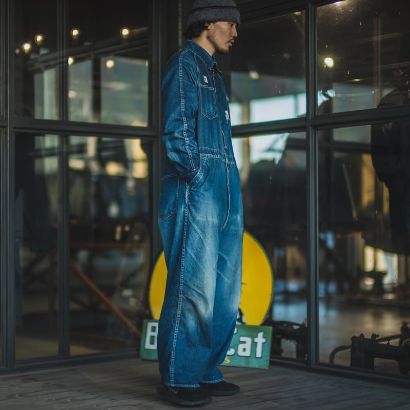 Black Cat Crew Suit | TCB jeans