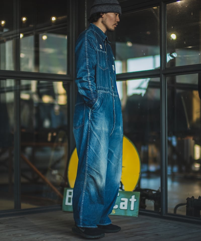 Black Cat Crew Suit | TCB jeans