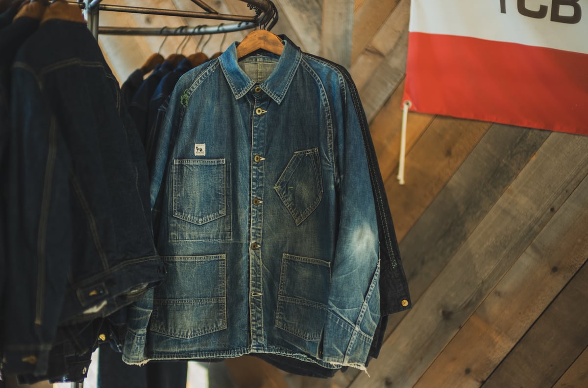 BLACK CAT JACKET | TCB jeans