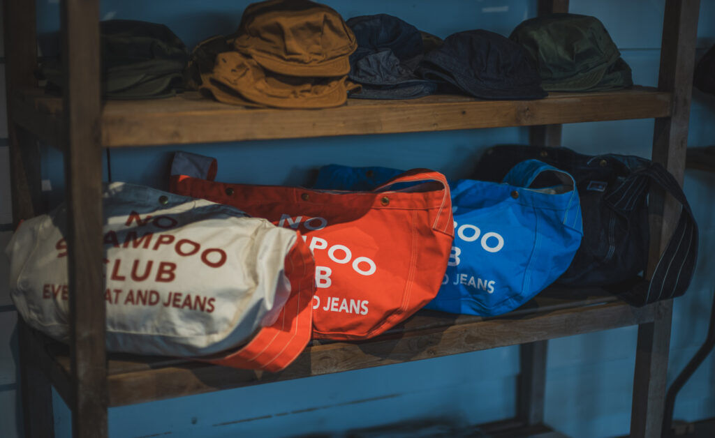 Brand-News Paper Bag | TCB jeans Brand-News Paper Bag | TCB jeans