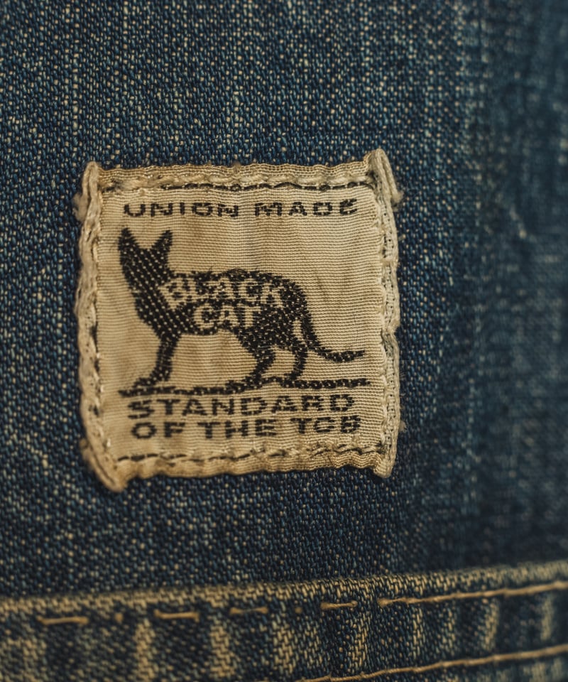 BLACK CAT JACKET Pin Check | TCB jeans