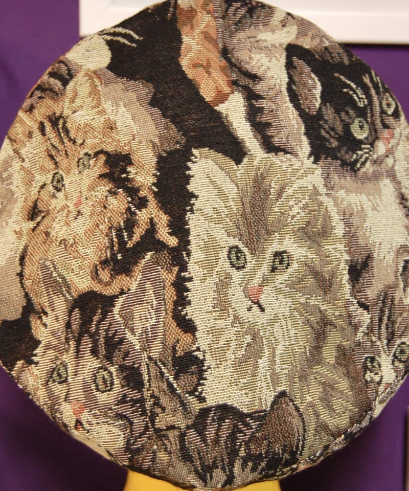 猫デザイン ベレー帽 オリーブグリーン 猫デザイン ベレー帽 オリーブグリーン 帽子屋Coco&Ami
