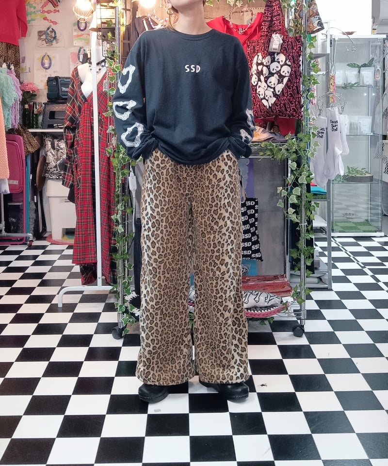ヒョウ柄フリース ワイドパンツ/レオパード | SWIVEL SLUM DIVE ヒョウ柄フリース ワイドパンツ/レオパード | SWIVEL SLUM DIVE