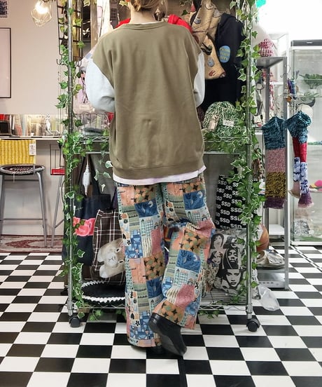 レトロパッチワークデザイン　ゴブラン織　ワイドパンツ