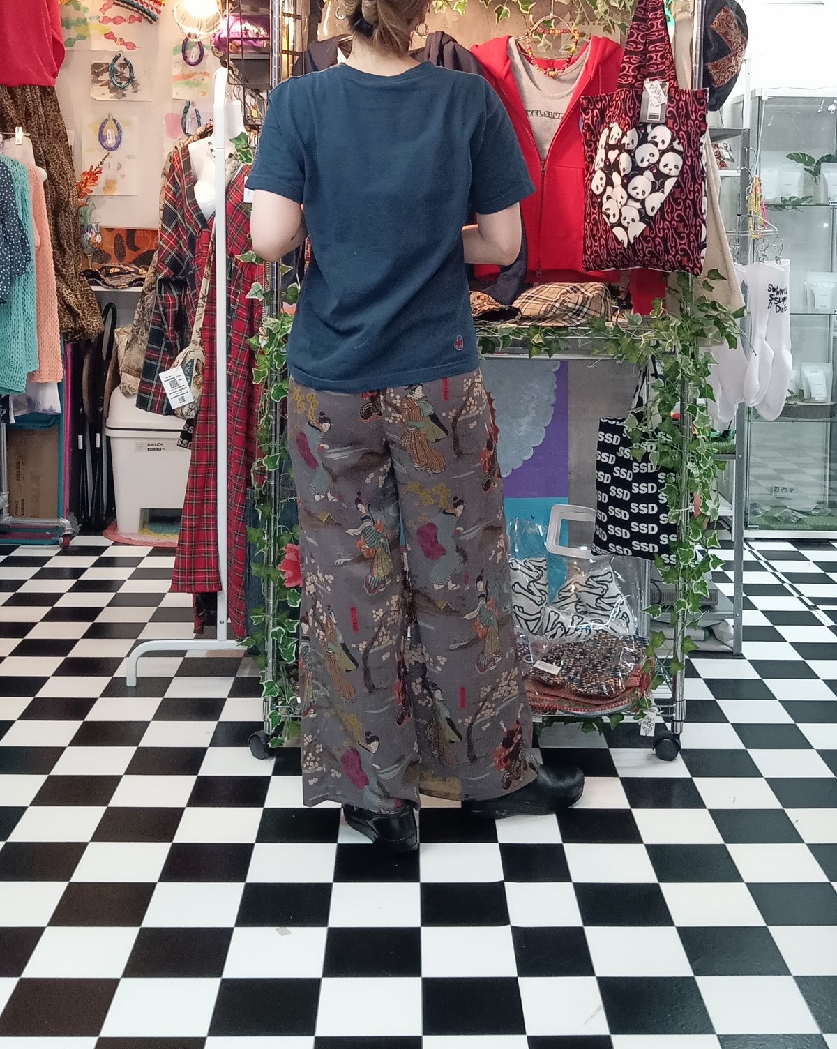Nicenessクリーム色 プリント柄 コットンワイドパンツ Nicenessクリーム色 プリント柄 コットンワイドパンツ