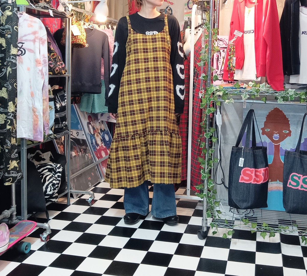 タータンチェック 裾ギャザーフレアロングワンピース:yellow | SWIVEL