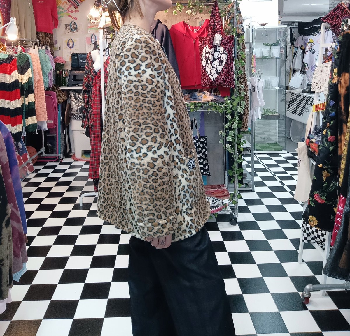 ヒョウ柄フリース ノーカラージャケット/レオパード ヒョウ柄フリース ノーカラージャケット/レオパード | SWIVEL