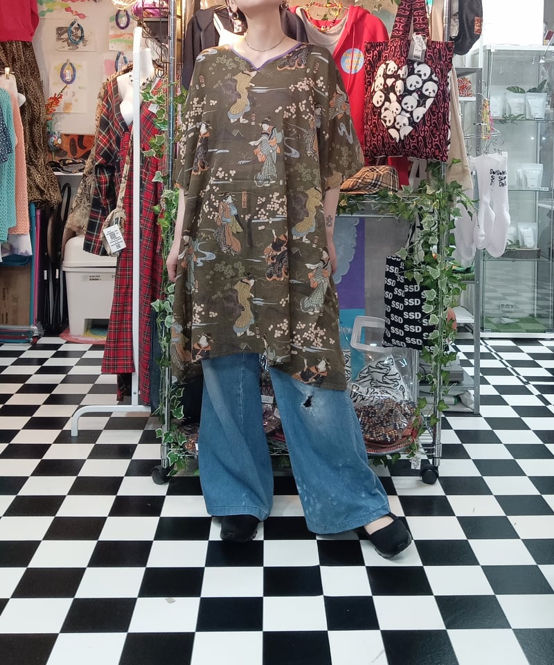 SSD浮世絵 町娘 和柄 ポンチョワンピース:オリーブグリーン | SWIVEL