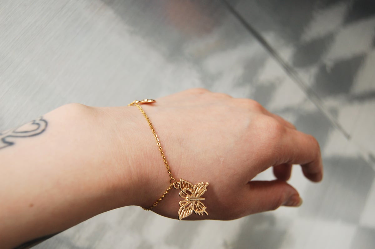 チャームブレスレット:ゴールド | SWIVEL SLUM DIVE