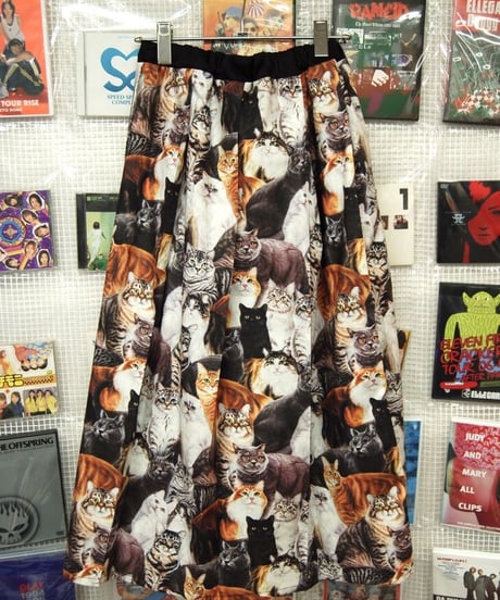 猫柄　リアルプリント　裏地付き　フレアプリーツロングスカート