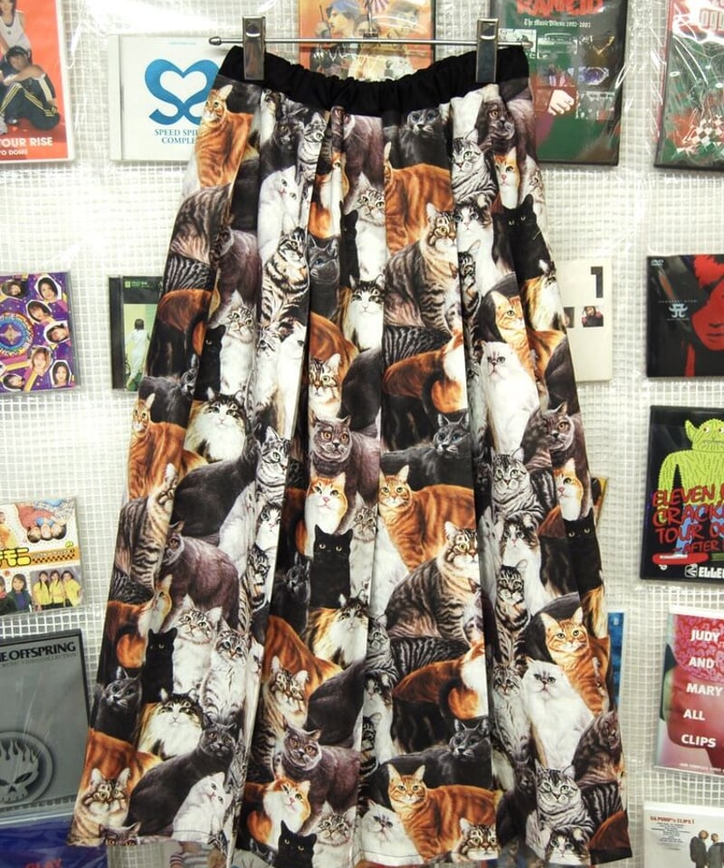 希少 一点物 ツモリチサト ドット切替 猫柄 アートプリント ロングスカート tsumori chisato CARRY :ツモリチサトの財布・バッグ | 2023 SS - Kumo