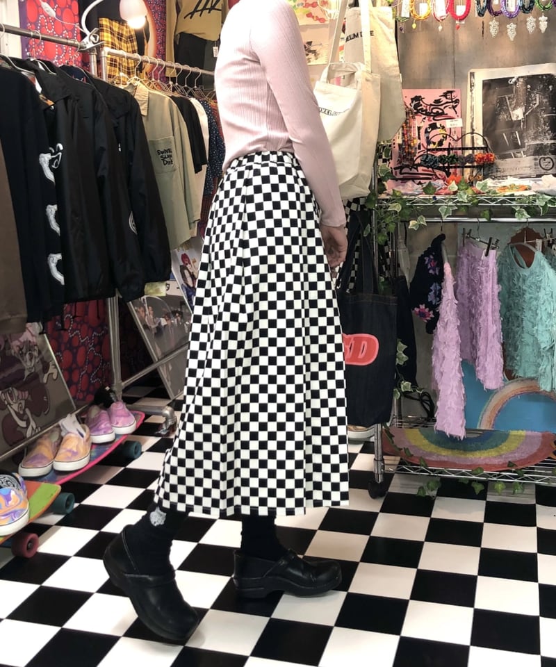 黒白チェッカーフラッグサーキュラースカート半袖ブラウス　市松模様　ロカビリー サーキュラースカート50s 市松模様 セットアップ - MIE2250'S GALLERY