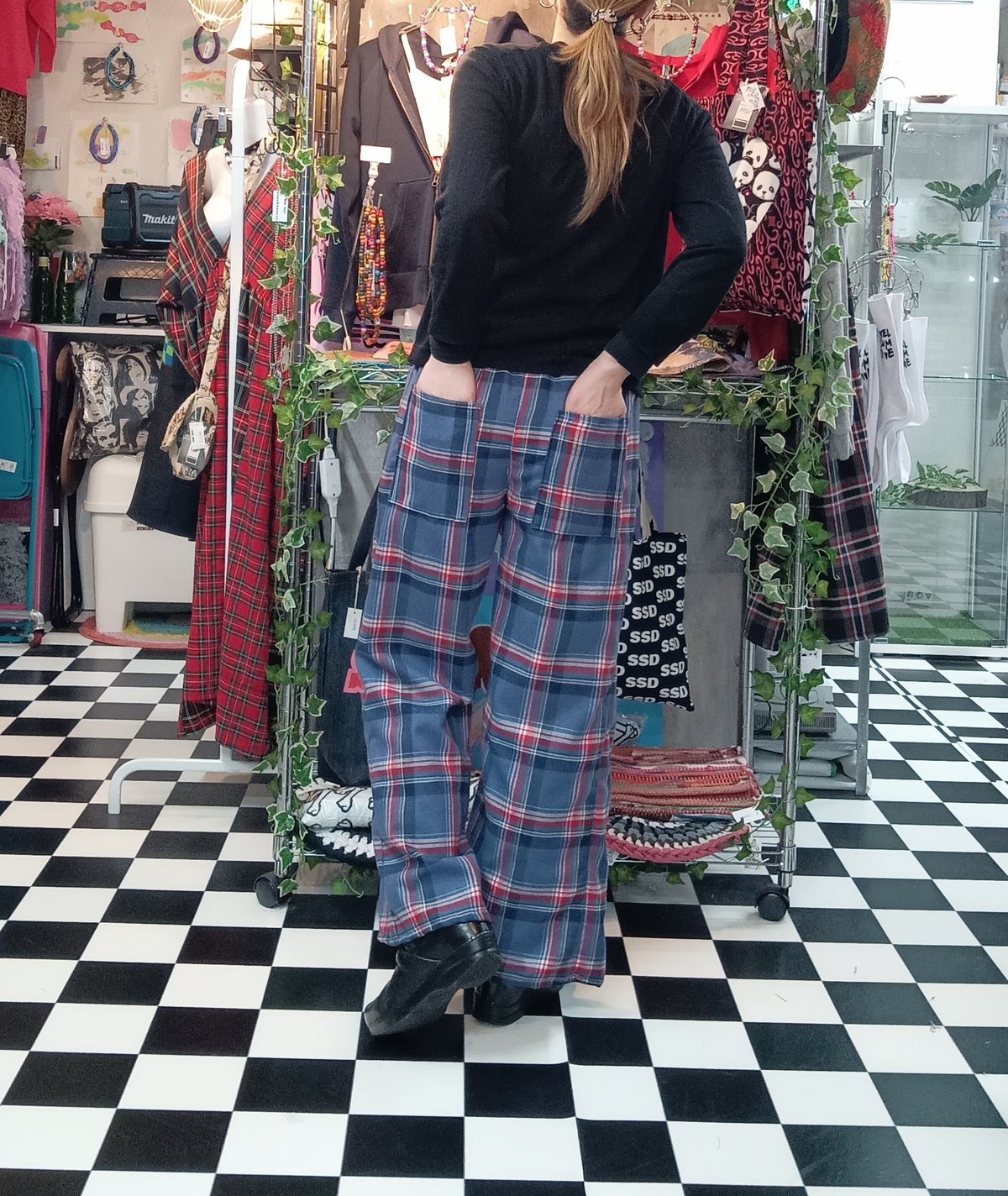 裏地付き タータンチェックコットンワイドパンツ | SWIVEL SLUM DIVE