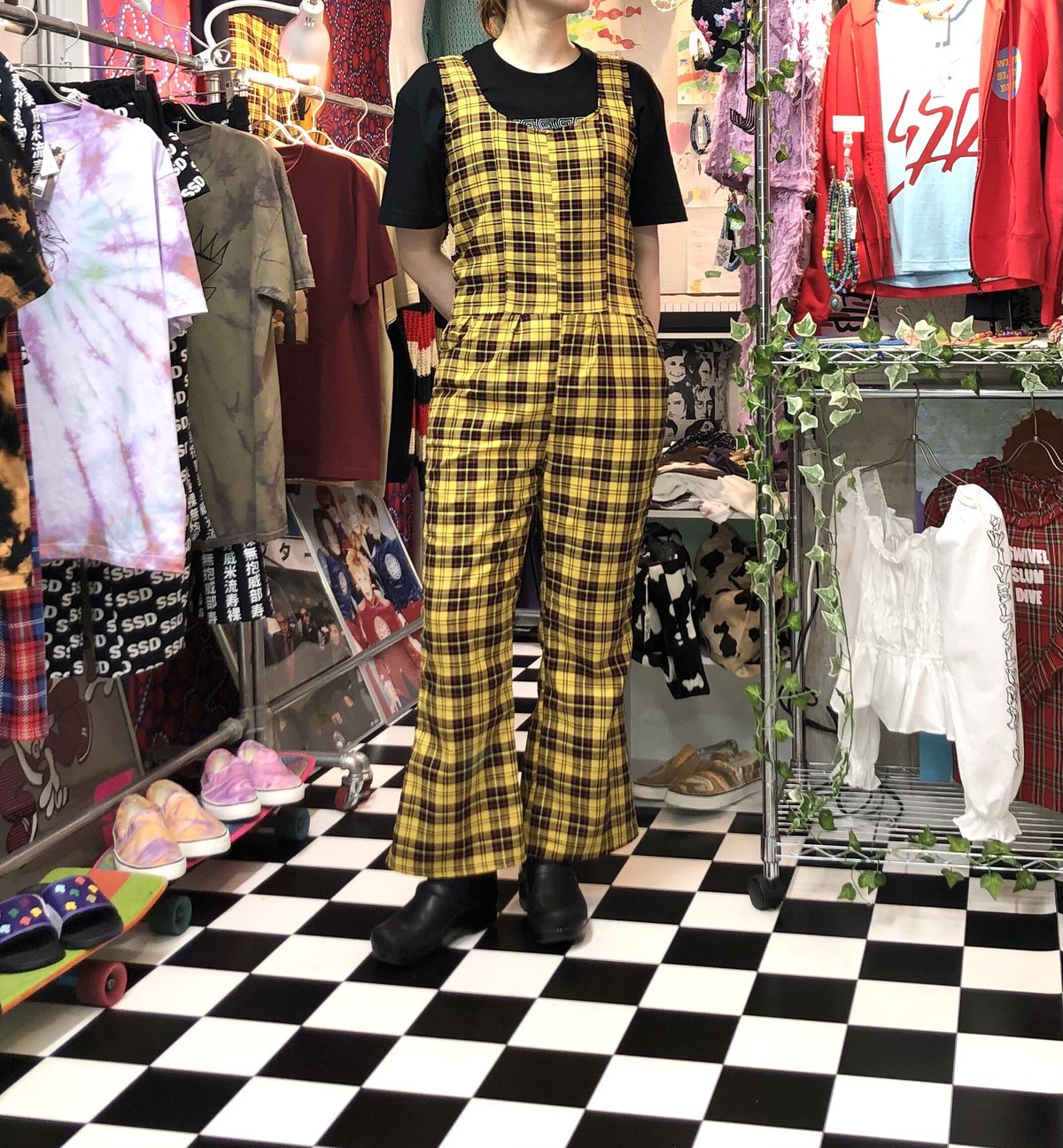 美品✨イデアルーチェ サロペットパンツ イエロー S〜M 美品✨イデアルーチェ サロペットパンツ イエロー S〜M - メルカリ