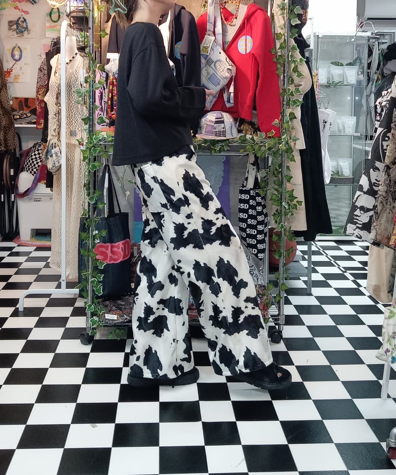 BOTT パンツ 牛柄 BoTT 牛柄 パンツ BOTT パンツ 牛柄