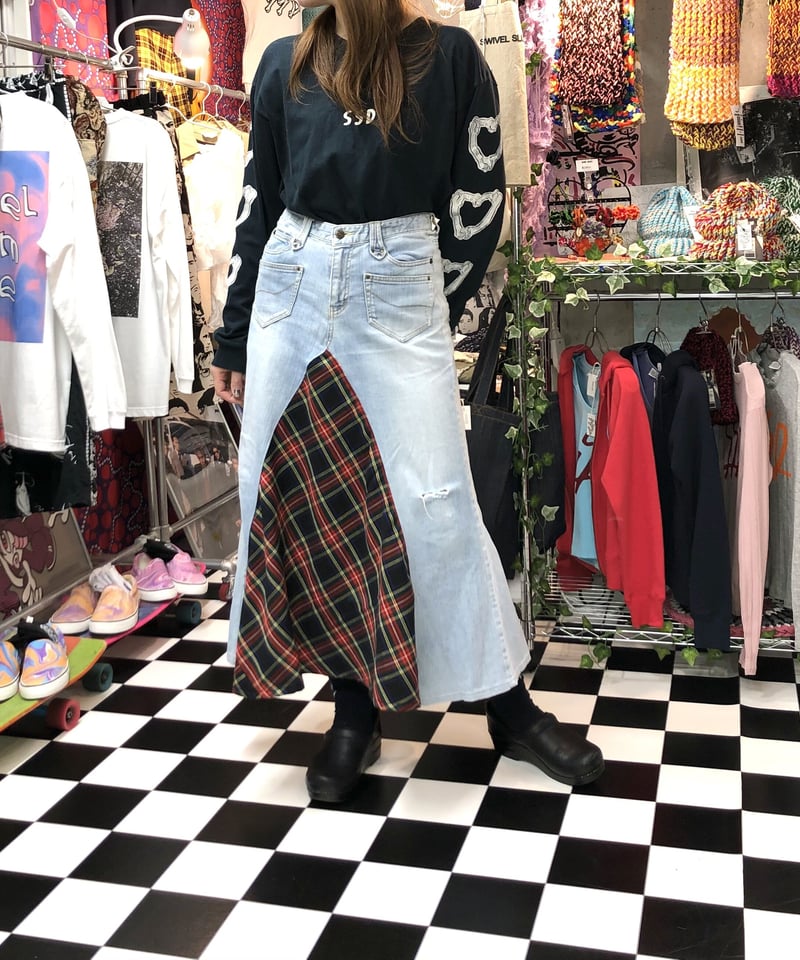 ♡新品未使用♡デニムダンガリー／リメイクロングスカート／160センチ ♡新品未使用♡デニムダンガリー／リメイクロングスカート／160センチ