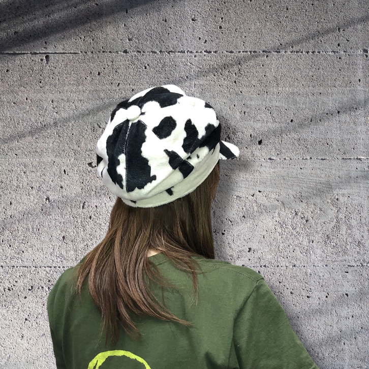 牛柄フェイクファーキャスケット | SWIVEL SLUM DIVE