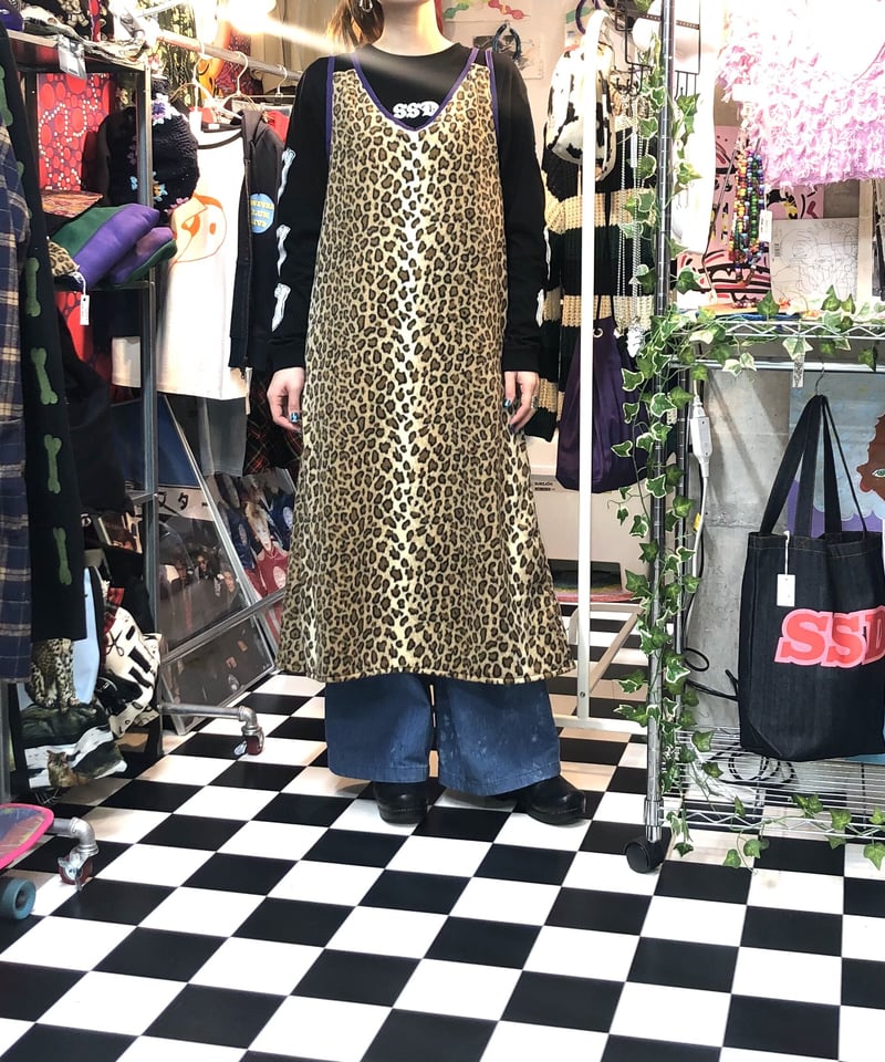 レオパード フリース ロングワンピース:ヒョウ柄 | SWIVEL SLUM DIVE