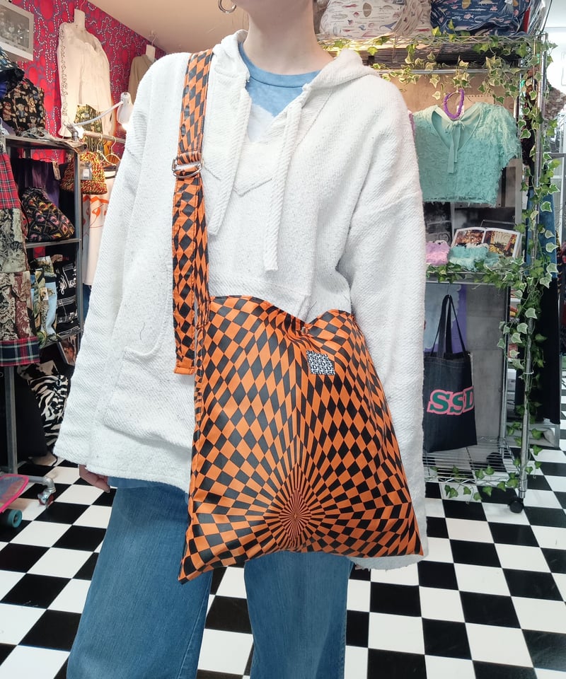 幾何学模様のショルダーバッグ 幾何学模様のショルダーバッグ