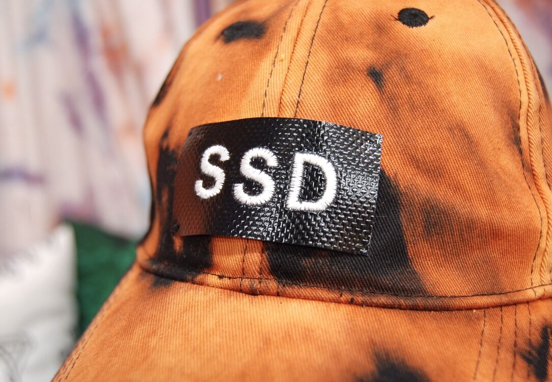 SSD タイダイブリーチ ベースボールキャップ | SWIVEL SLUM DIVE
