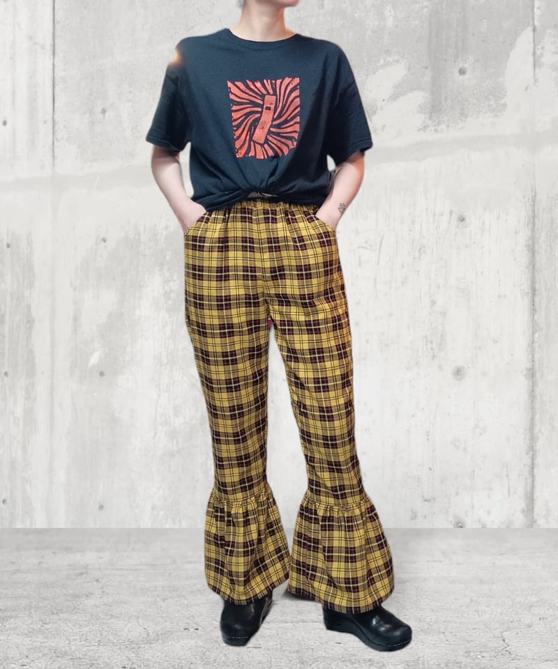 タータンチェック 裾フリル フレアパンツ:yellow | SWIVEL SLUM DIVE