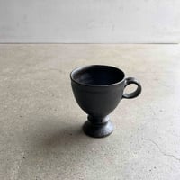 薬師寺和夫　黒釉／ゴブレットマグ