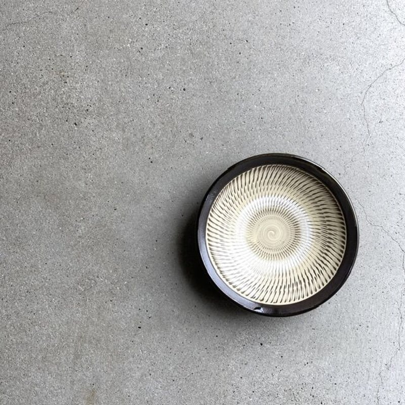 小鹿田焼　陶器皿 5枚セット 小鹿田焼 - 5寸皿 刷毛目 / 白 (made in Japan) | Et cetera