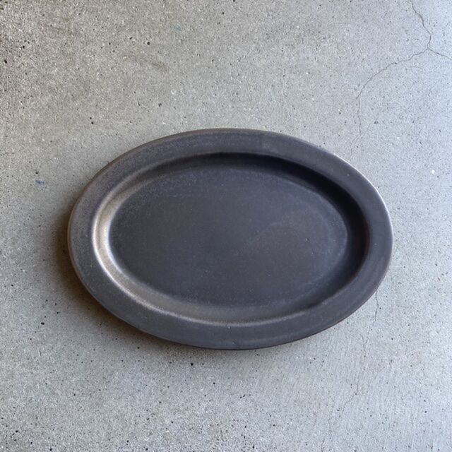 楕円皿 アッシュグレー／ブロンズ | TORYBAZAR