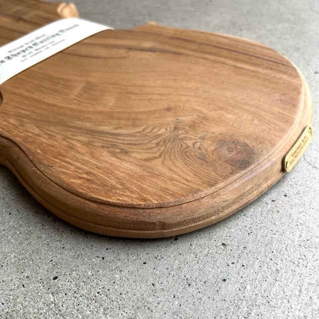 VIOLIN SHAPED CUTTING BOARD | TORYBAZAR