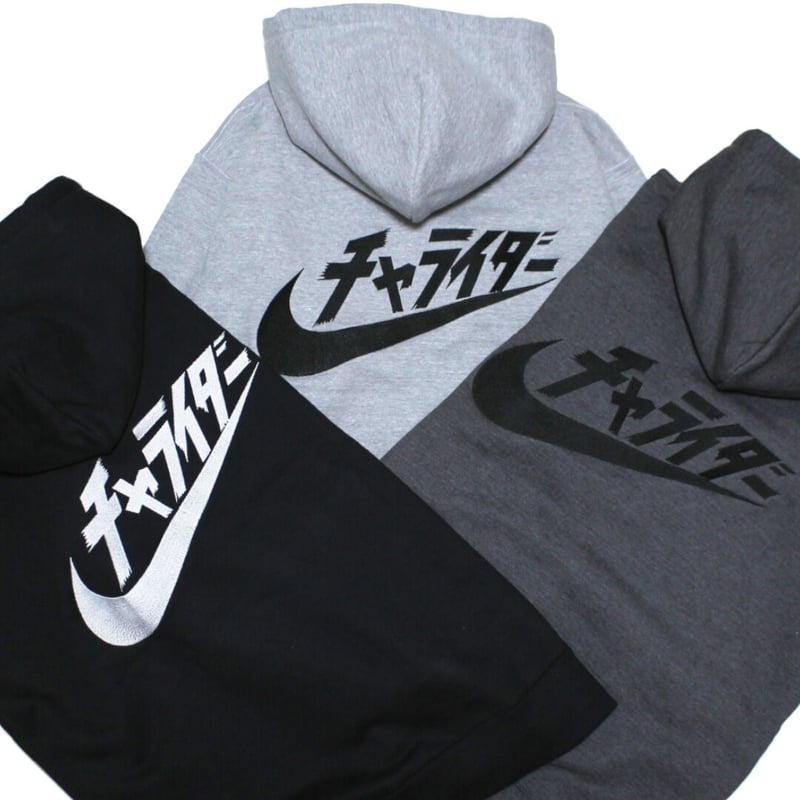 ネオスカーフロゴ ヘビーウェイトジップパーカー チャコール | チャ