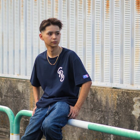 チームロゴTシャツ