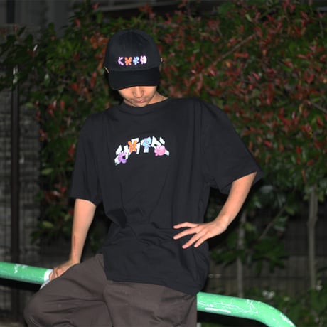 フラワーロゴ　Tシャツ