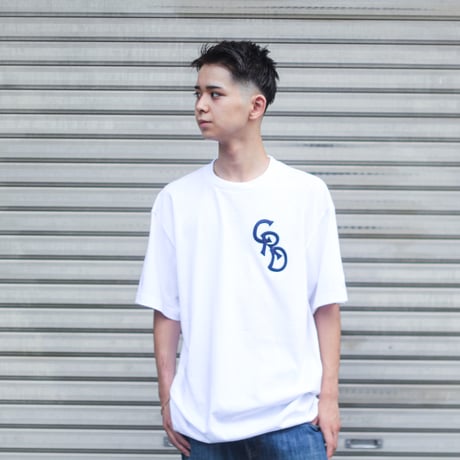 チームロゴTシャツ