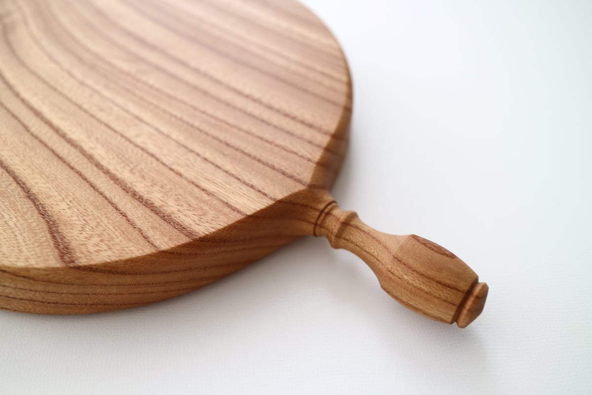 サービングボード円形 / 欅 | CUFF