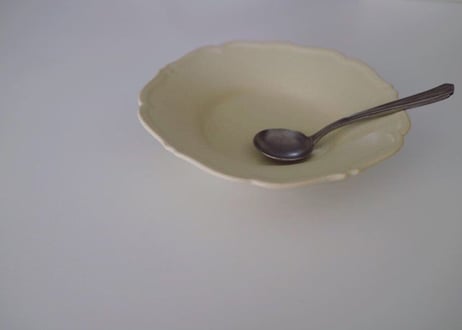 awabiware  輪花中深皿　アイボリー