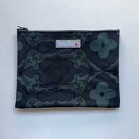 makumoのコウモリ柄｜ポーチS、じゃがいもバッグ