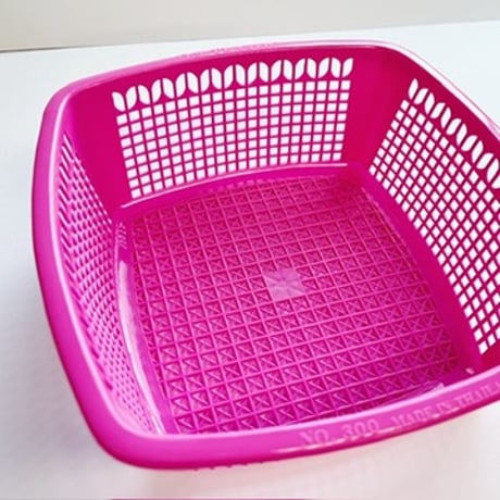 バンコク土産｜プラスチックのバスケット