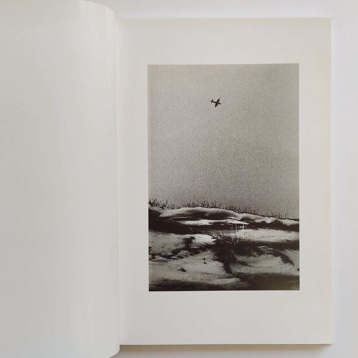 完売品　中居裕恭写真集 　北点 中居裕恭｜North Point 北点 | POPOTAME Books & Art