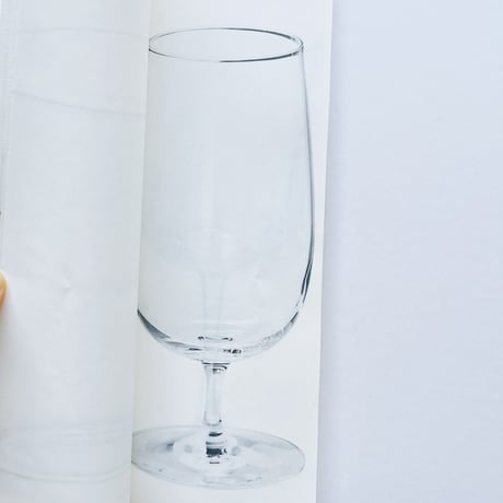 Ke Xu 许珂、Yue Zhou 周玥｜Glass-Looking