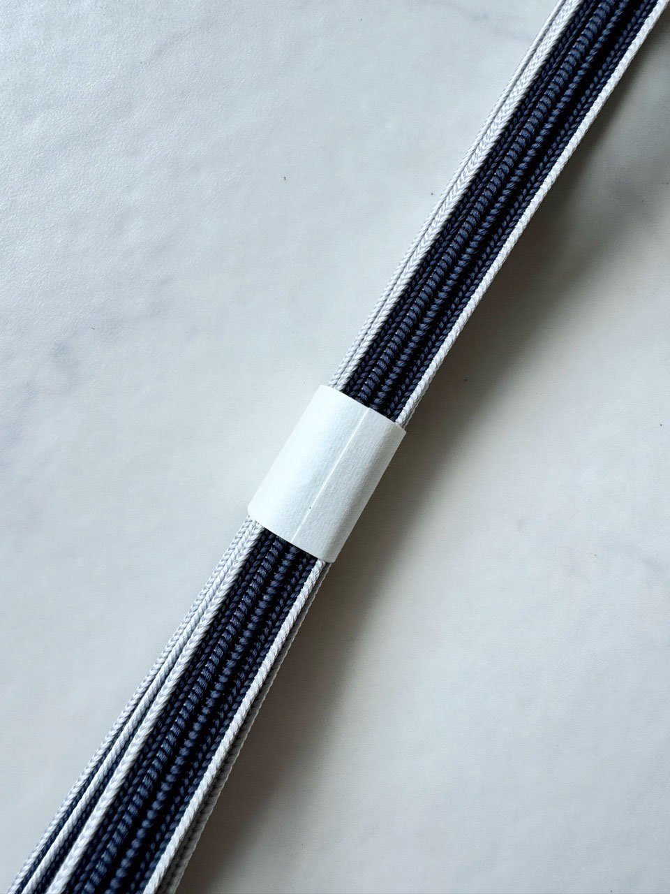 和小物さくら・帯締め】藍鉄系 綾竹双葉暈し撚り房帯締め 240912㉙  