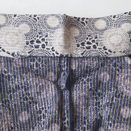 【浴衣】黒×生成色　菊唐草文　浴衣