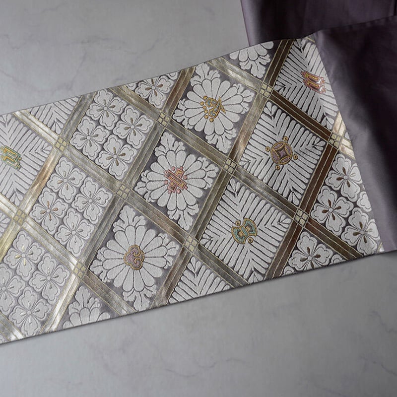 袋帯　金糸　菊花　流水　白地　着物　帯　029k 濃紺 流水菊牡丹（【振袖・袋帯・長襦袢のセット商品