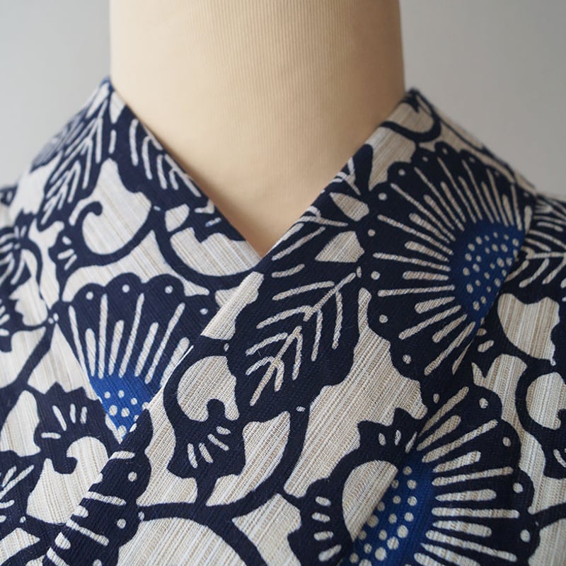 浴衣　お仕立て　葡萄唐草　ブルー　ホワイト　青　白 身丈155 浴衣 お仕立て 葡萄唐草 ブルー ホワイト 青 白 身丈155