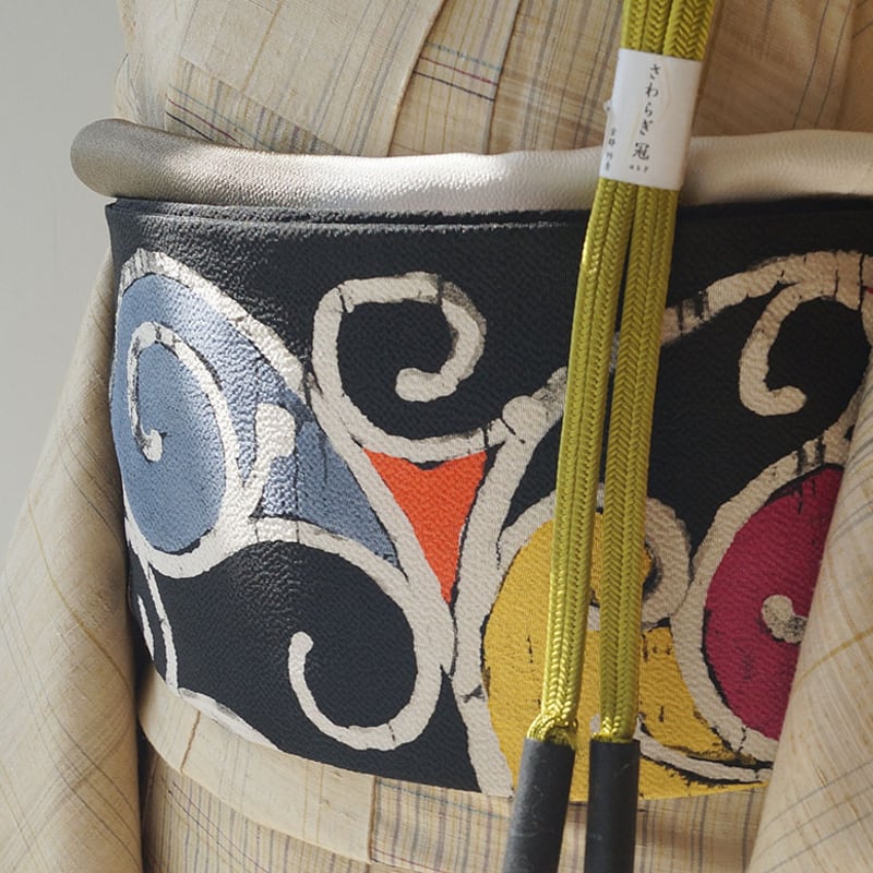 なごや帯】黒地 抽象柄 ろうけつ染め 縮緬地 なごや帯 | 大山キモノ 