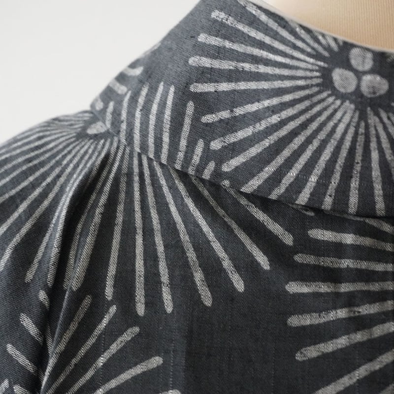 竺仙　浴衣　注染　手縫い 竺仙・浴衣】唐松文 注染紬ゆかた 国内手縫い | 大山キモノ・ち