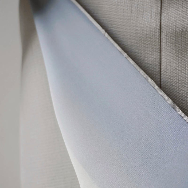 袷】青柳謹製 飛び柄暈し草木染め櫛引織赤城紬 証紙付き | 大山