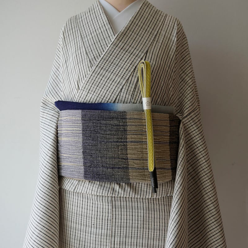 夏・紬】象牙色地グレージュ細縞透かし格子 信州夏紬 仕付け糸